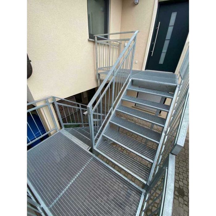 Nowość !! Stopnie metalowe drobne oczko 34x11 1000x270mm / wysyłka
