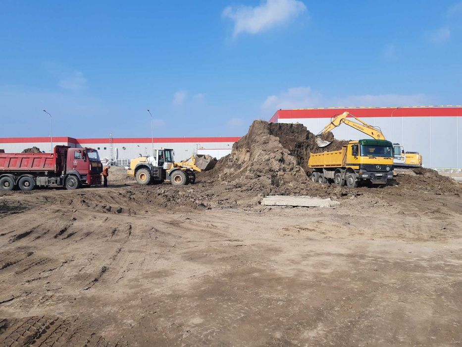 Wywóz gruzu ziemi gliny wyburzenie koparka transport wywrotką PIASEK