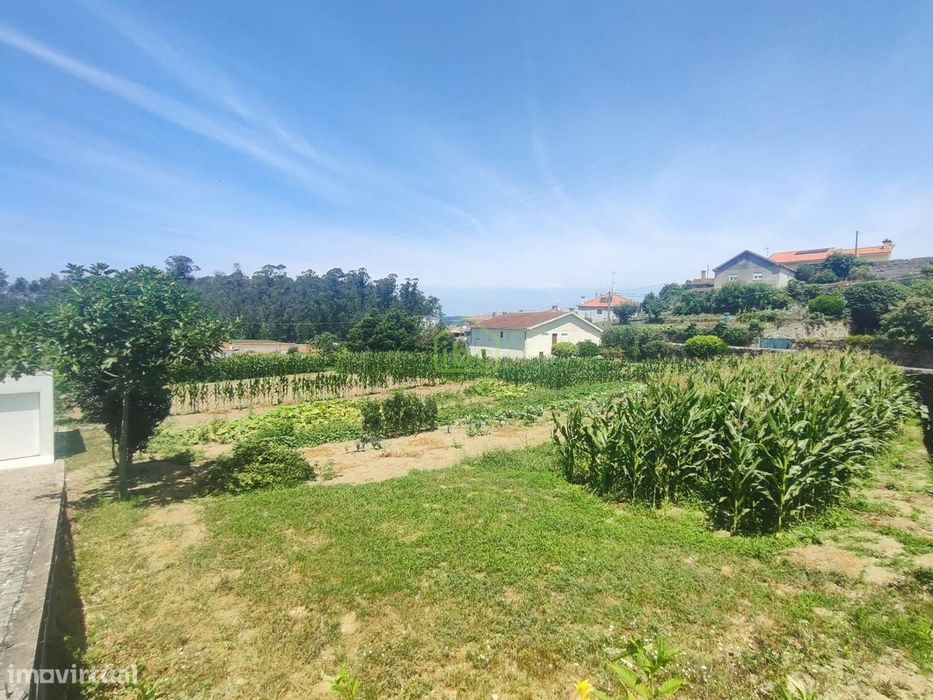 Terreno | Arcos | Vila do Conde — Rio Mau E Arcos, Porto