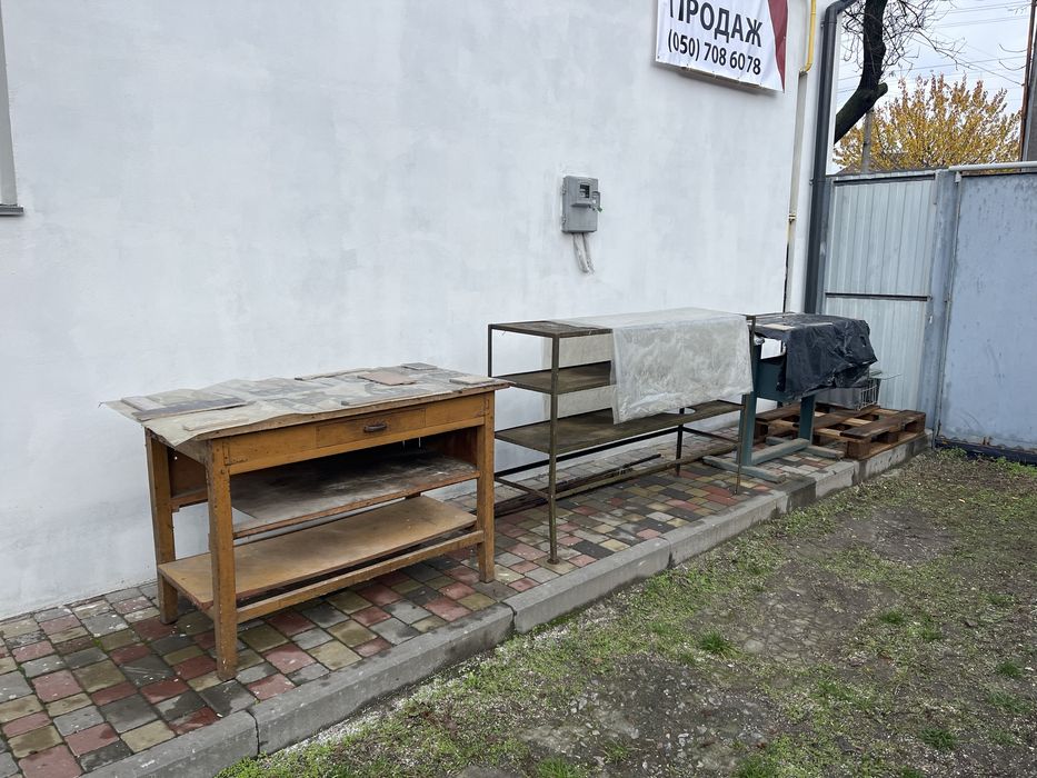 стелажи мебель разная