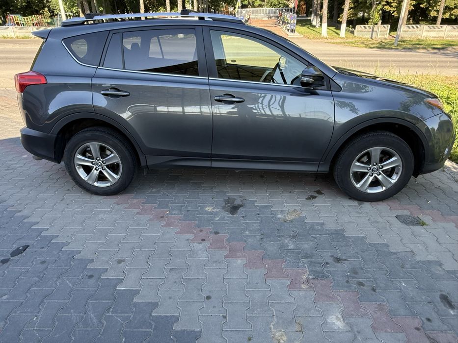 Toyota rav 4 XLE