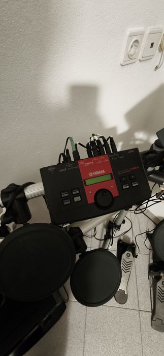 Bateria Yamaha elétrica