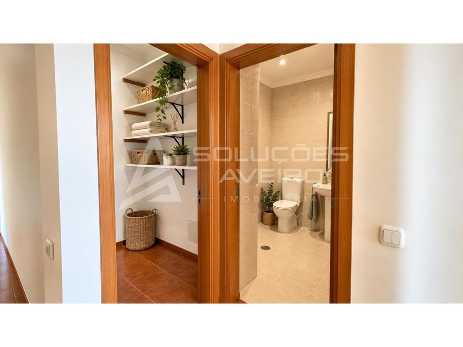 Apartamento T3 com terraço e garagem fechada a 5min das praias!