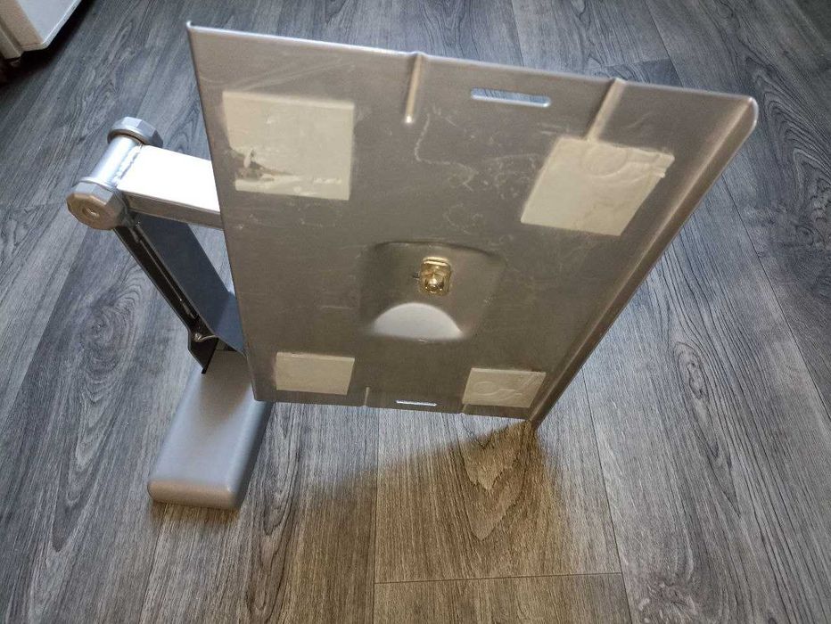 Кронштейн под телевизор