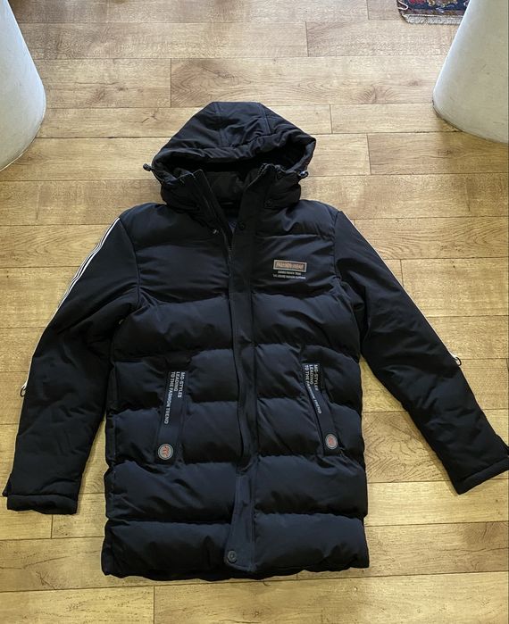 Куртка тепла.