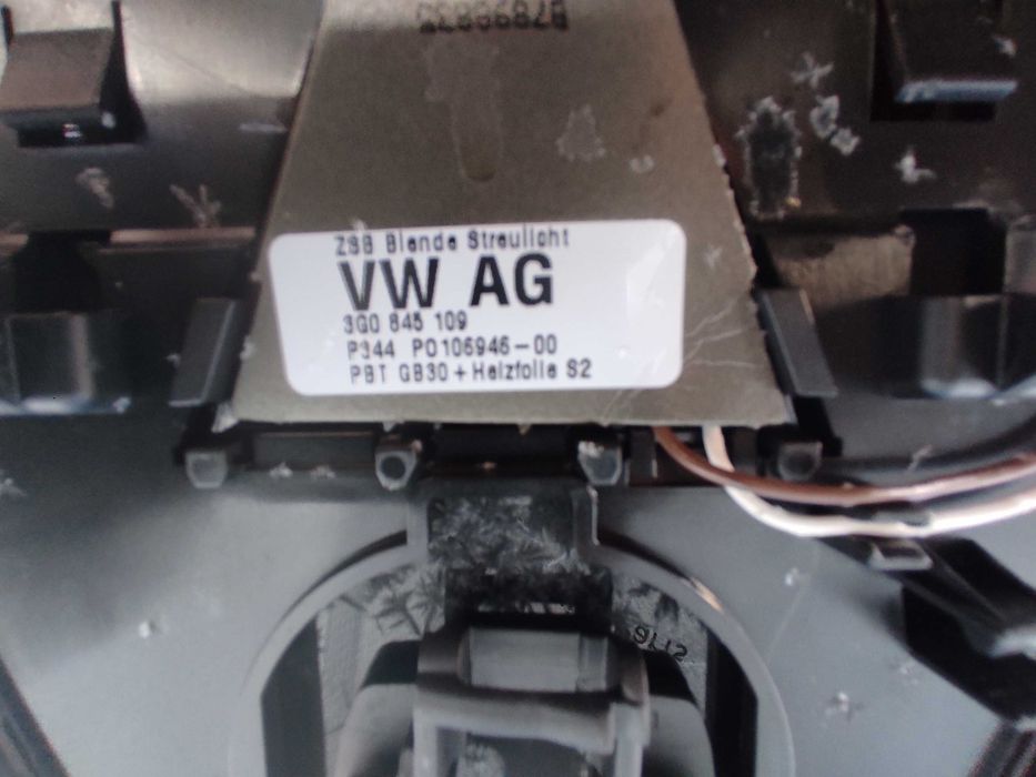 Oryginalna nowa szyba czołowa VW Passat B8