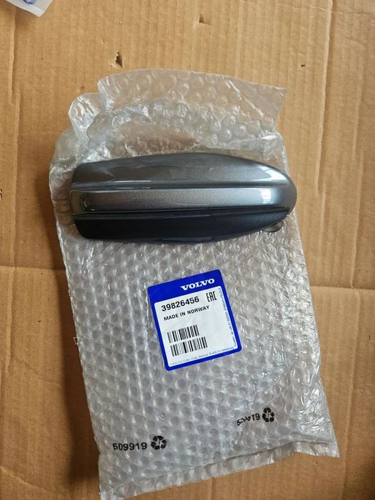nowa oryginalna płetwa antena na dach volvo v60 ii s60 iii 2021r