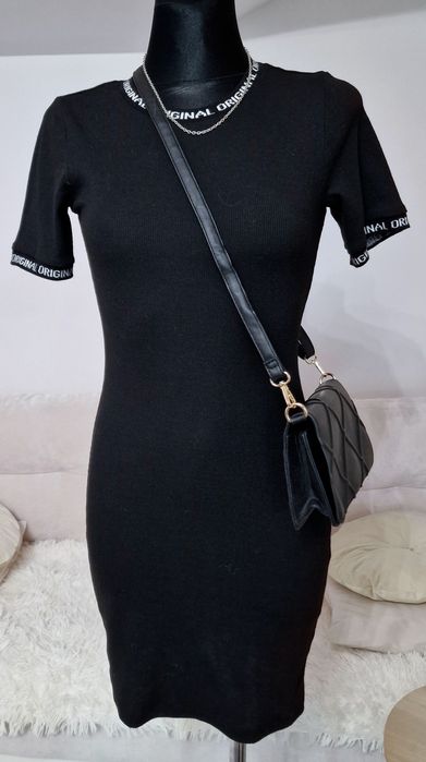 Sukienka czarna, prązki ' H& M".