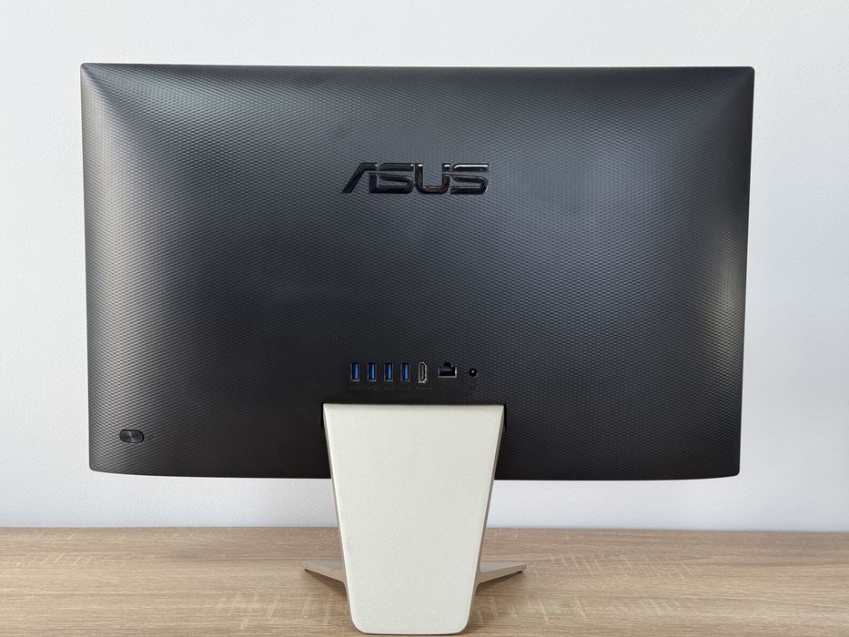 Моноблок компʼютер ASUS 24’’ IPS FullHD + миша та клавіатура