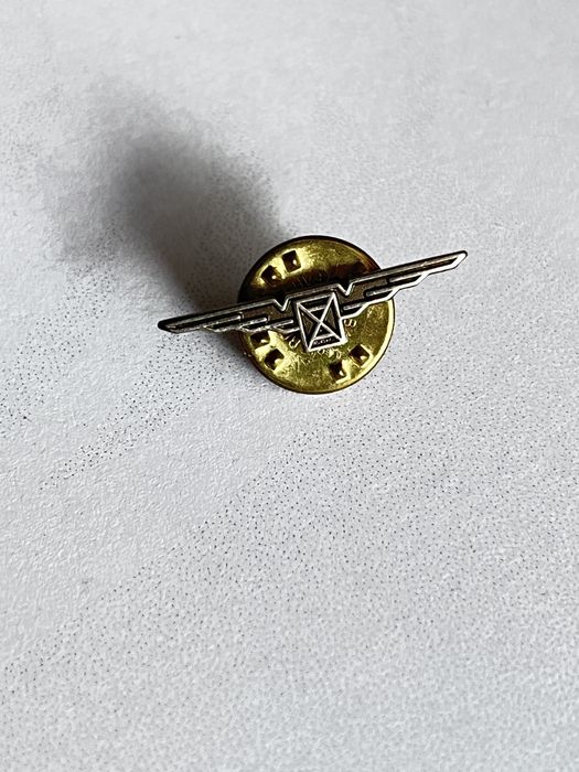 Longines przypinka znaczek