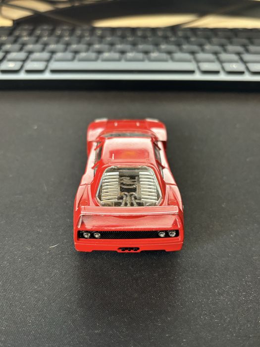 Car Ferrari F40 1/43 Bburago