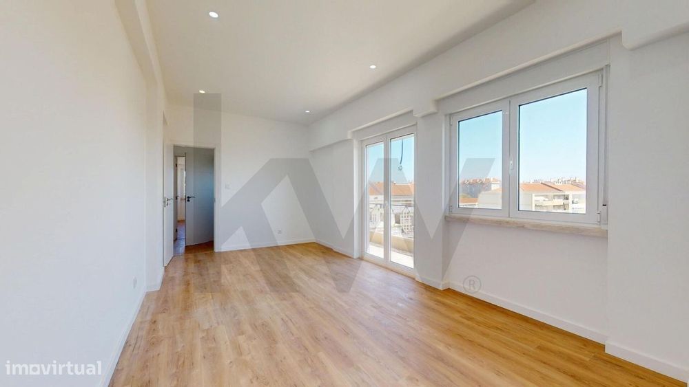 T3 Remodelado | 106 m2 | Último Piso | 3 Varandas | Vista Rio e Mar |