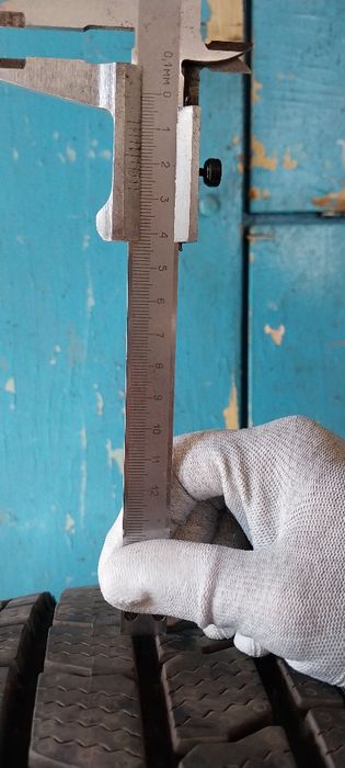 Продам б/у шини в гарному стані