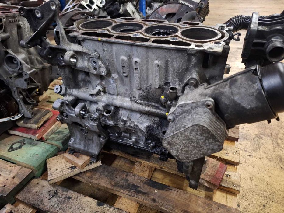 Bloco de motor usado G8DB FORD FOCUS 1.6 TDCI 110CV PSA CITROEN PEUGEOT VOLVO MAZDA 90CV