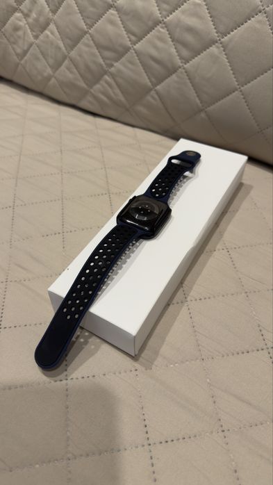 Apple Watch 9 de 45mm com função GPS semi novo