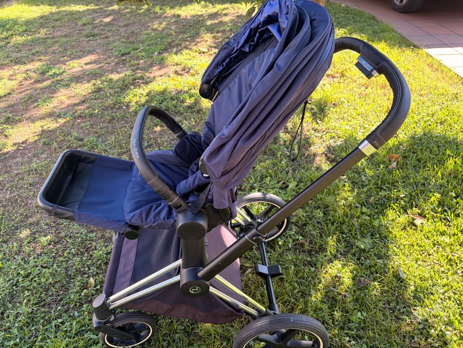 Carrinho de bebé cybex priam + alcofa