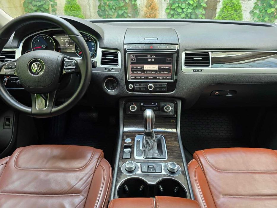 Продам  Volkswagen Touareg 2016. Можна в розстрочку, під викуп.