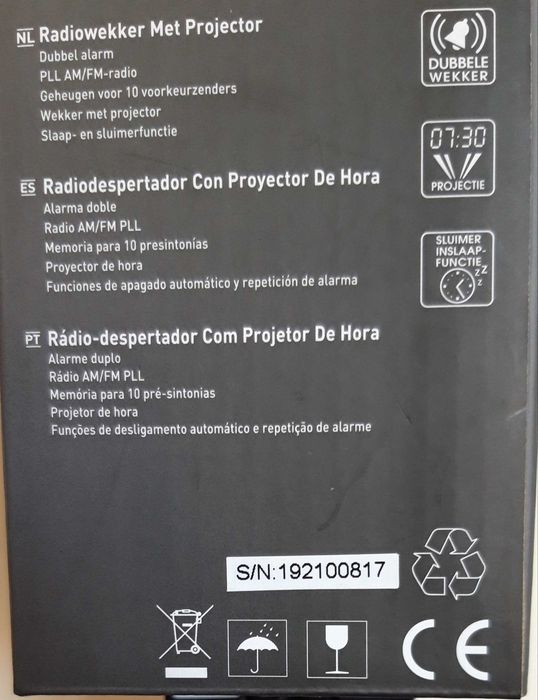 Radio Relógio despertador com projetor de hora - NOVO e selado.