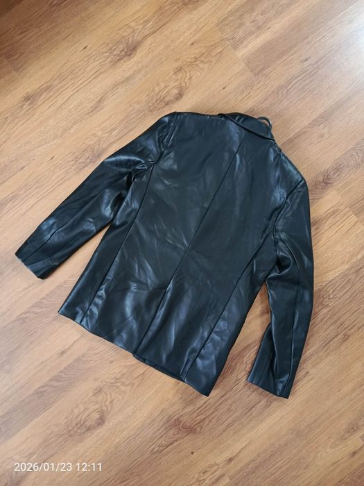 Marynarka z eko skóry M