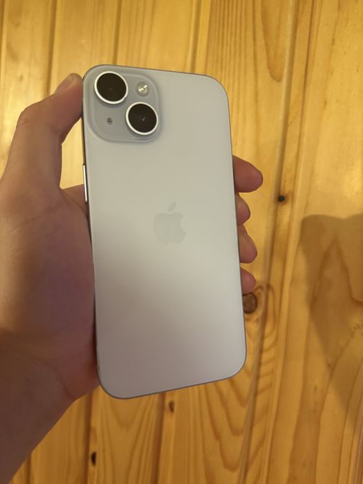 Продам iphone 15 колір Blue 128gb акб 88% гарний стан