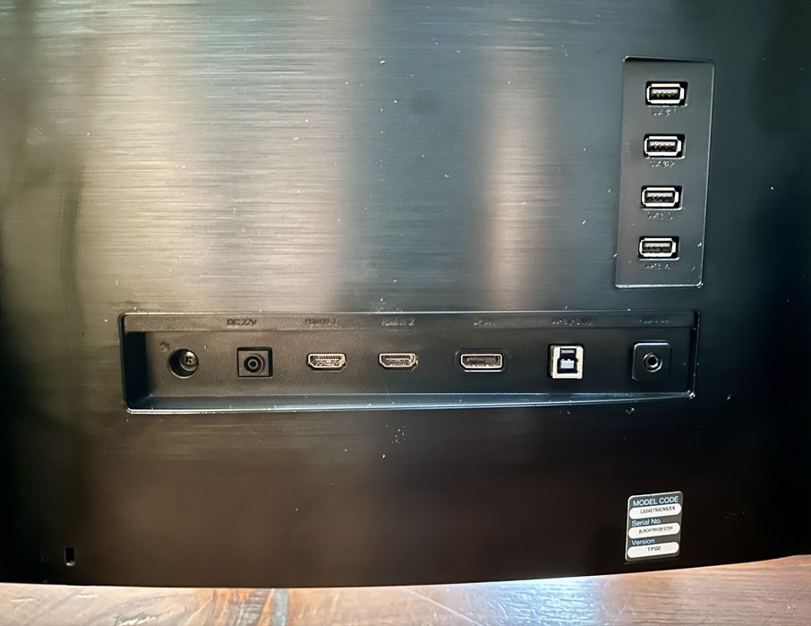 Monitor curvo “Samsung”