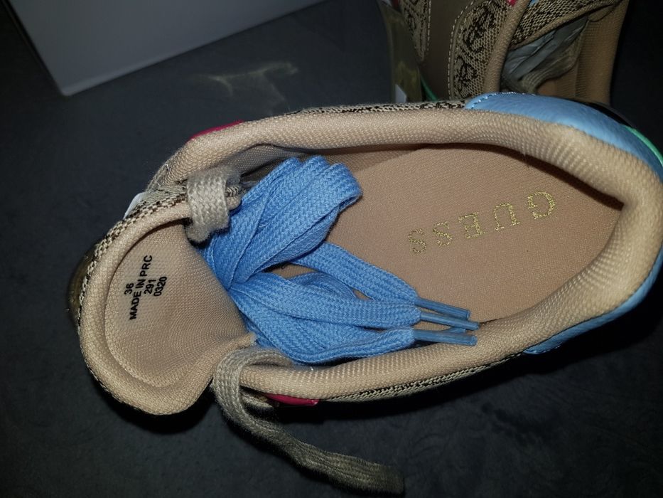 Śliczne złote, brokatowe sneakersy Guess 36, nowe w pudełku
