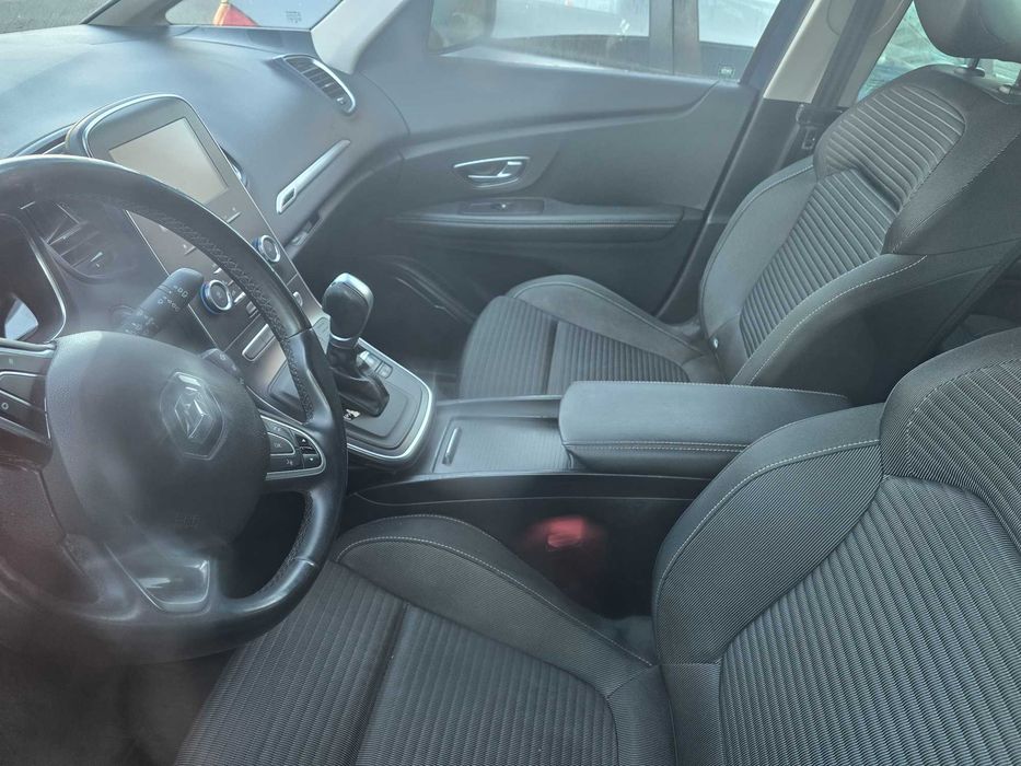 Carrinha Renault Grand Scénic