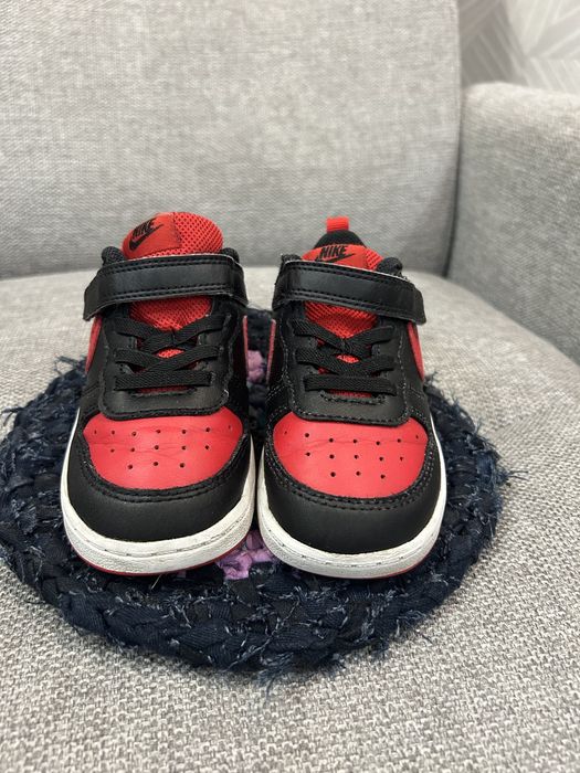 Кросівки шкіряні на хлопчика Nike р.25 устілка 15,7 см