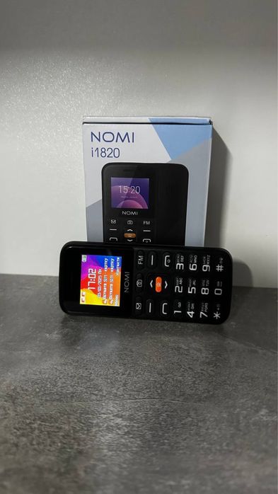 Мобільний телефон Nomi i1820