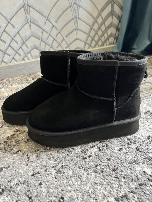 Зимові жіночі угги, нові