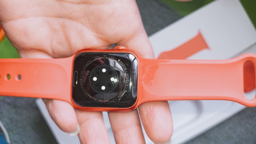 Часы Apple watch 6 40 mm red