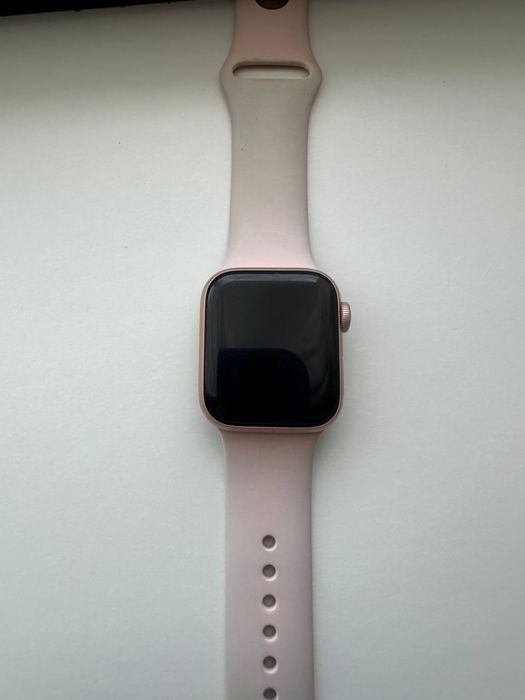 Apple watch 4, 40 мм