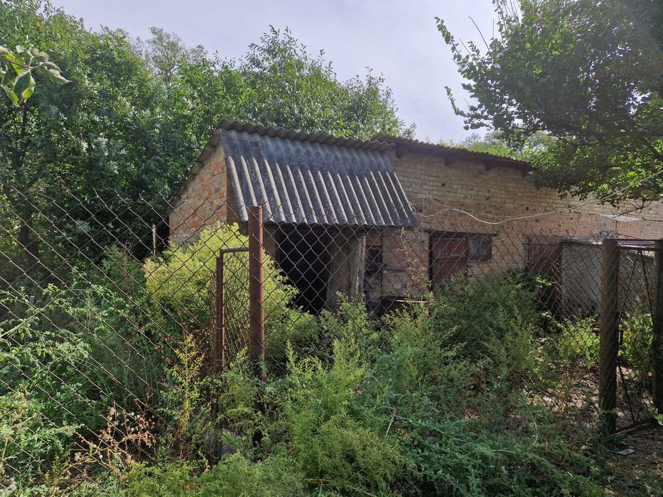 Продаж будинку м. Кагарлик (центр), 8 соток землі