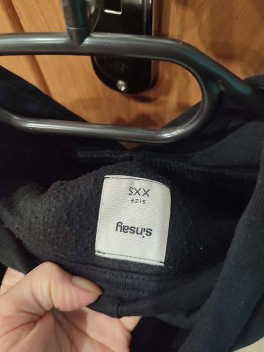 Czarna bluza z kapturem rozmiar XXS