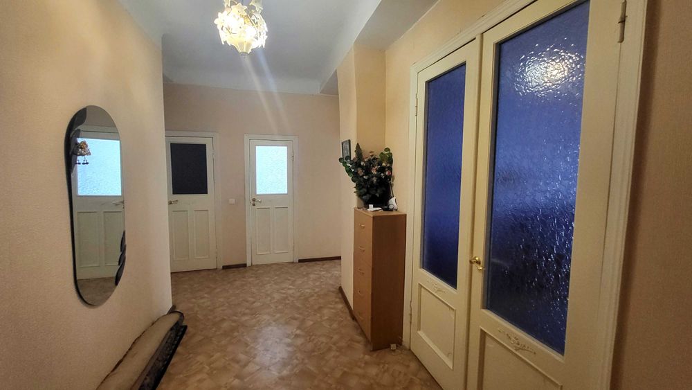 Продаж 2-х к.кв. вул. Валерія Лабоновського буд. 19, 3-й поверх