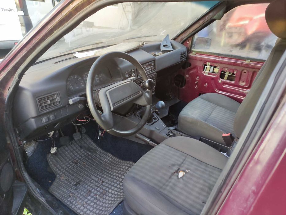 Иж Ода разборка 1.5 газ бензин документи торгова будка