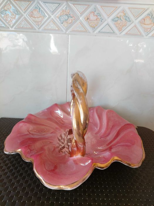 Pink fruit bowl with handle64751216260482122