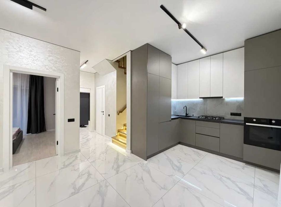 Котедж «Щасливе» з Ремонтом! Ділянка 2,5 сот!