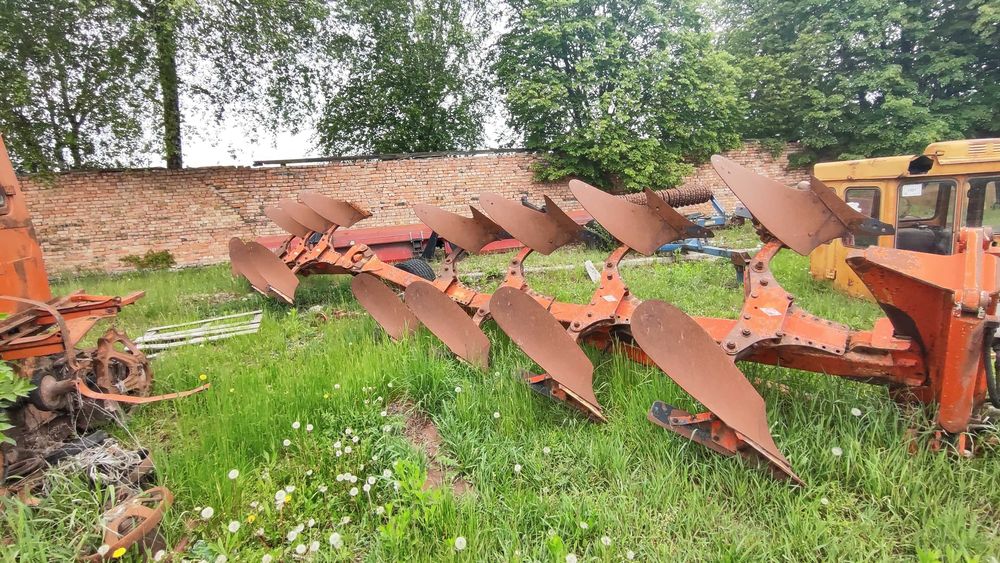 Плуг семикорпусний MANAGER SP C 7 ET