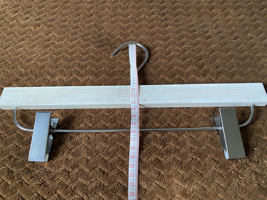 Wieszak drewniane H&M & Maison Martin Margiela