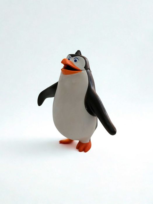 Boneco pinguim de madagascar McDonald´s