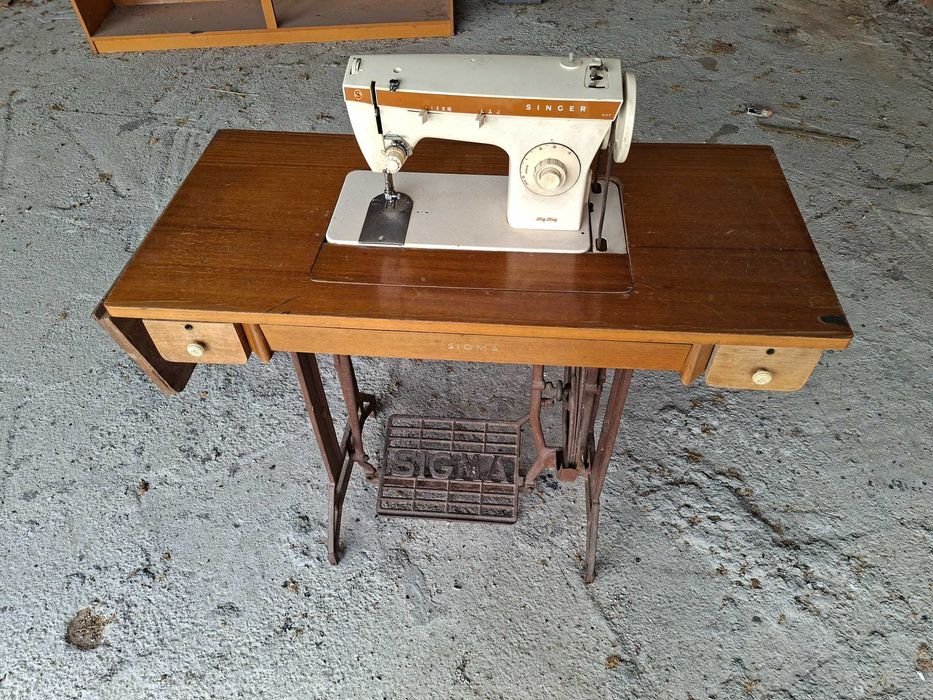 Maquina de costura singer