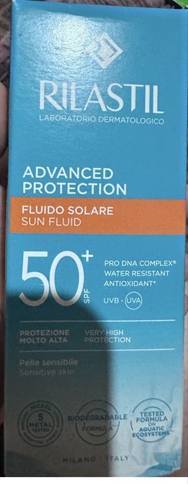 Флюїд сонцезахисний Rilastil Sun System SPF50+ Advanced Protection для обличчя з антиоксидантною дією, 50 мл, Стайлер Dyson HS08 Airwrap ID