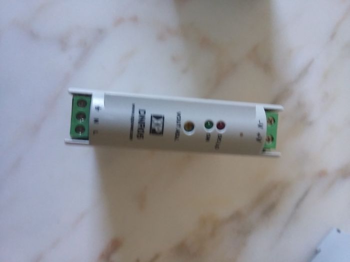Fonte DIN DC 12 e 24V