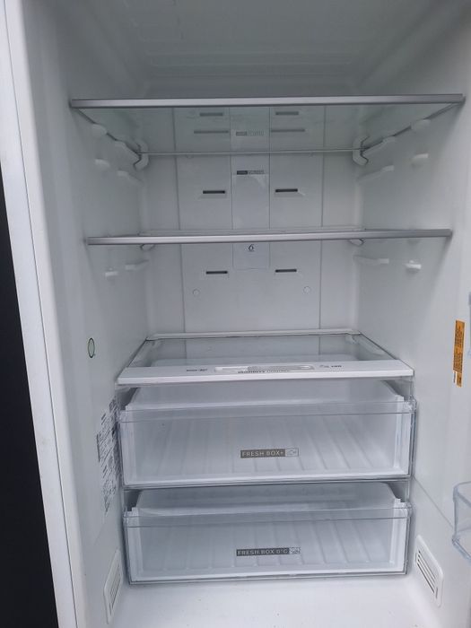 Lodówko zamrażarka marki Whirlpool