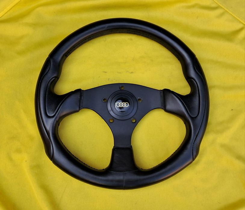 Руль Audi 80 90 100 200 A4 A5 A6 S2 S4 Quattro RS Nardi momo