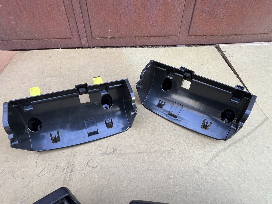 Gavetas dos bancos audi TT 8j