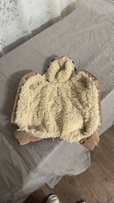 Продам собачу курточку зимову