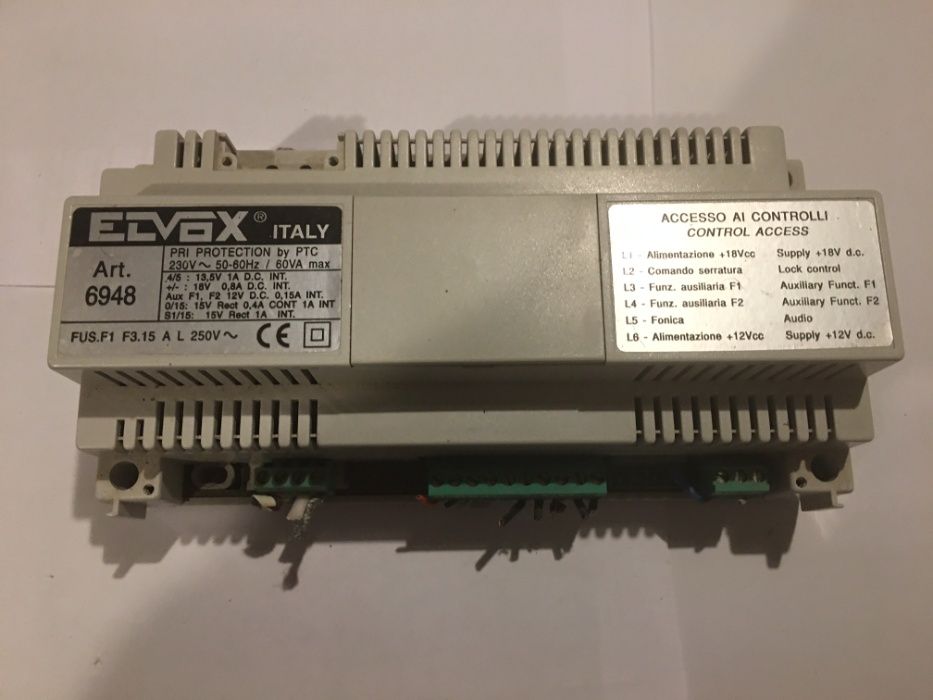 Elvox 6948 - Alimentador para instalações de videoporteiros "Digibus"