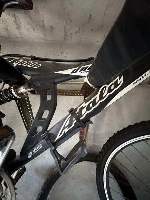 Bicicleta, marca Atlanta
